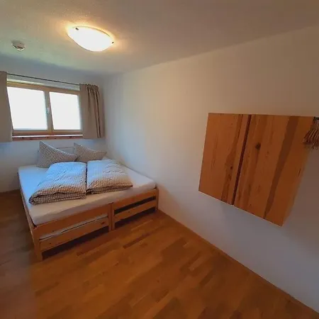 Сasa de vacaciones Spacious Holiday With Terrace Umhausen