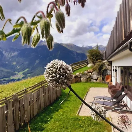 Сasa de vacaciones Spacious Holiday With Terrace *